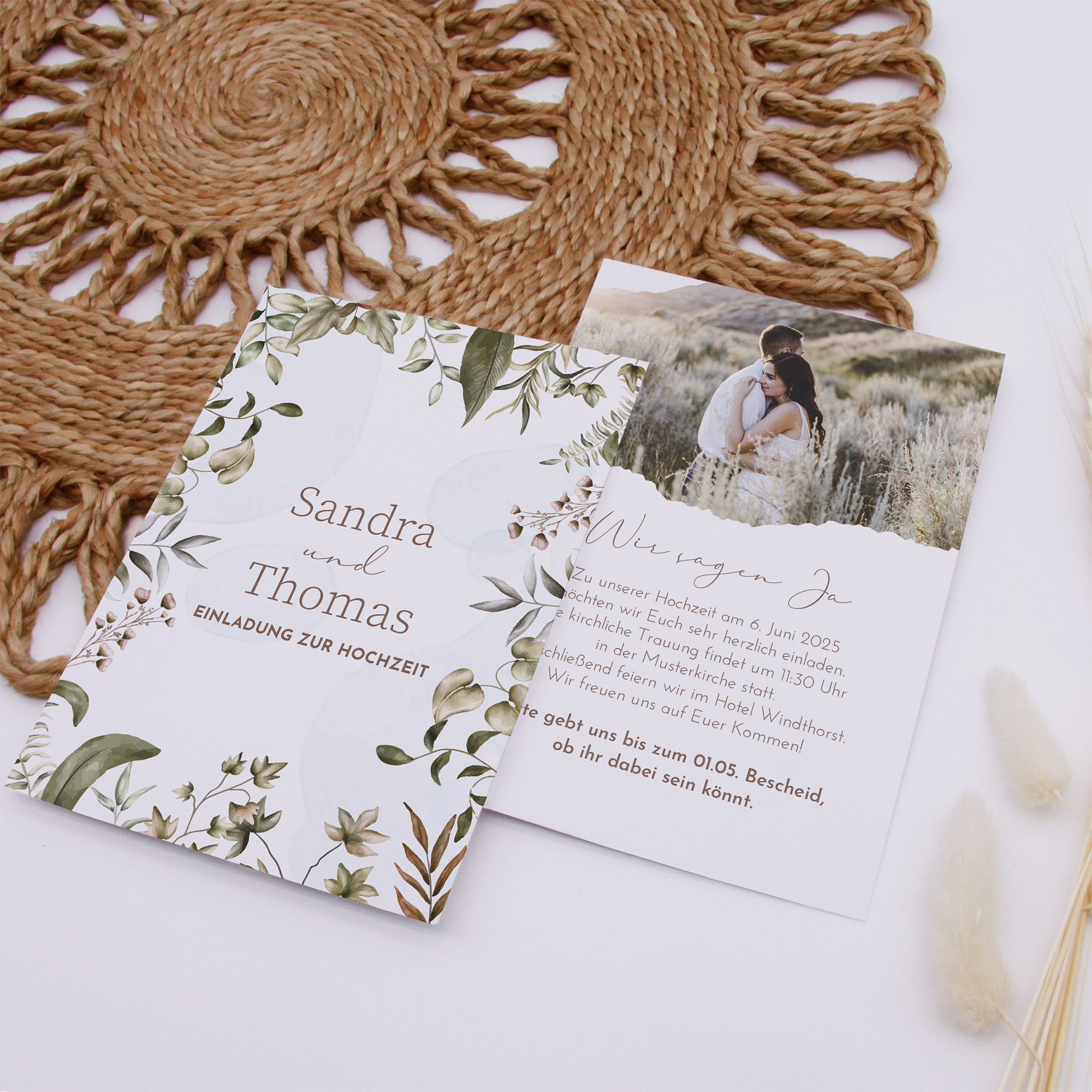 Postkarte DIN A6 im Hochformat - Boho "Nature Hold"