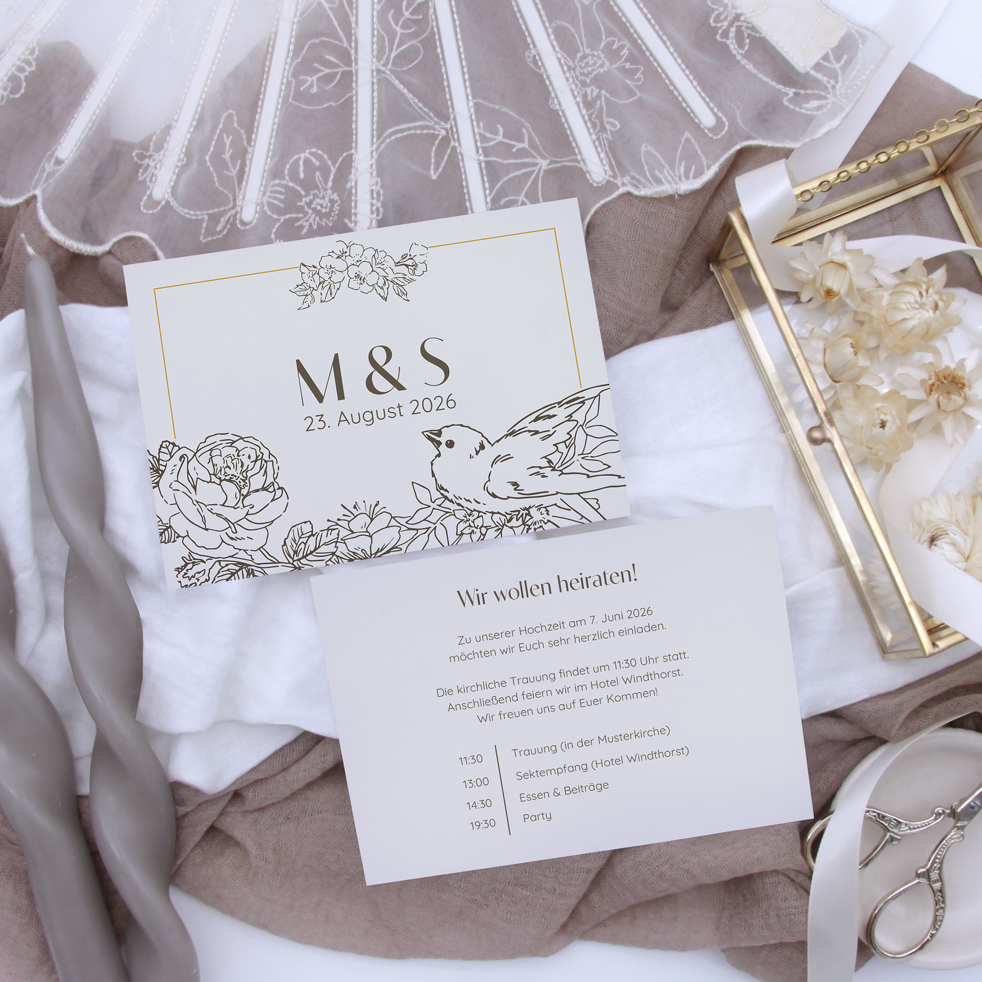 Postkarte DIN A6 im Querformat - Vintage "Petal Bird"