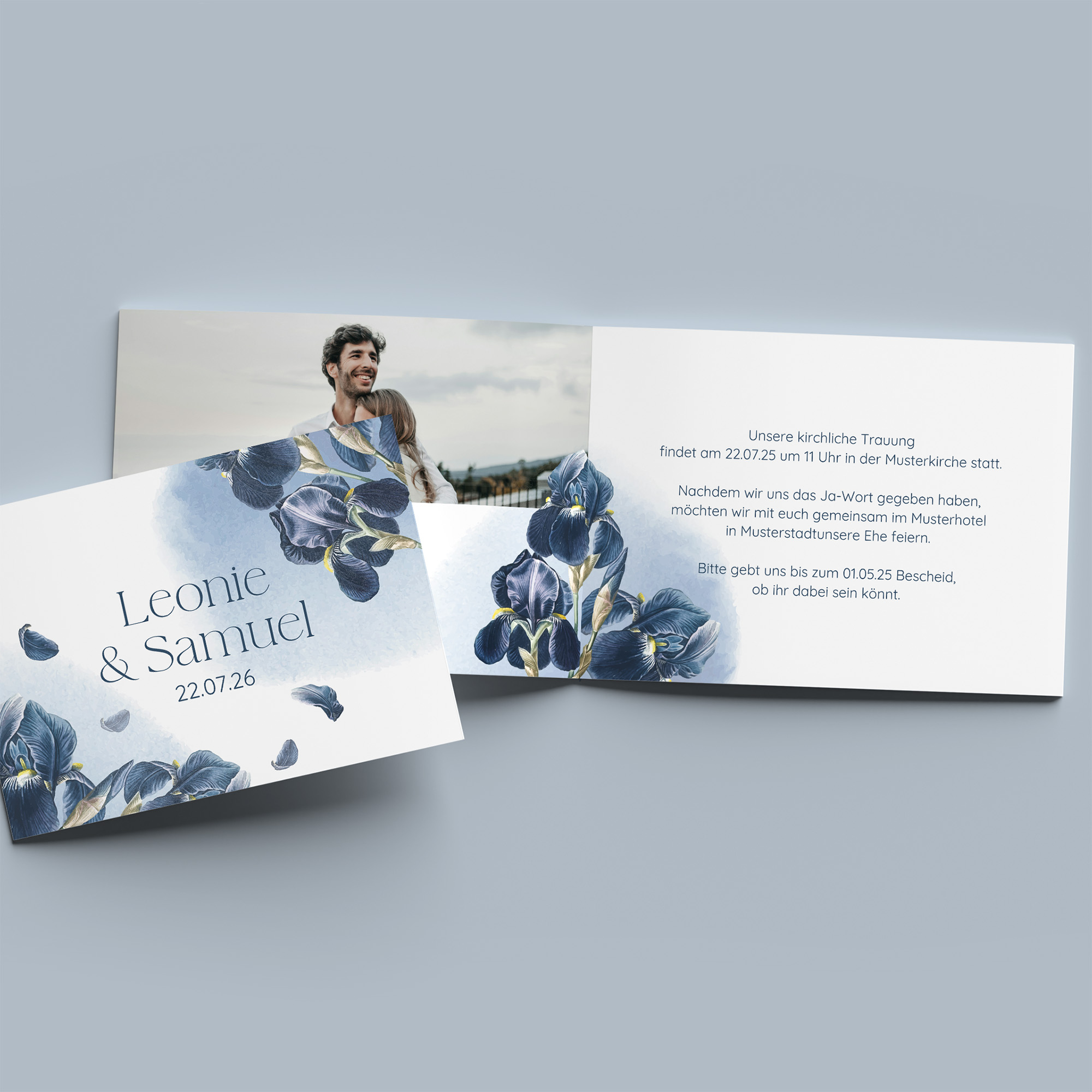 Klappkarte DIN A6 im Querformat - Floral "Blue Petal"