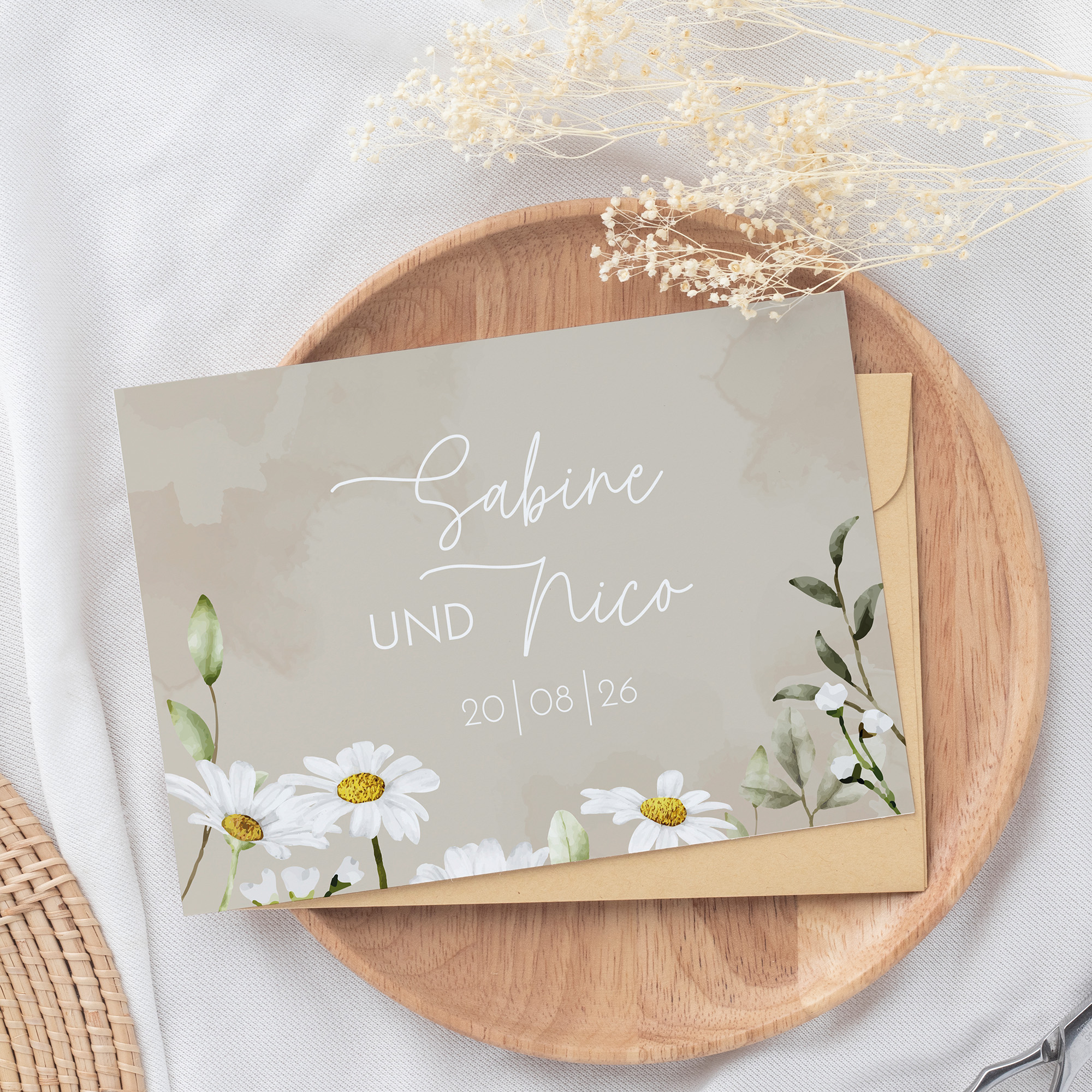 Postkarte DIN A6 im Querformat - Floral "Daisy Field"