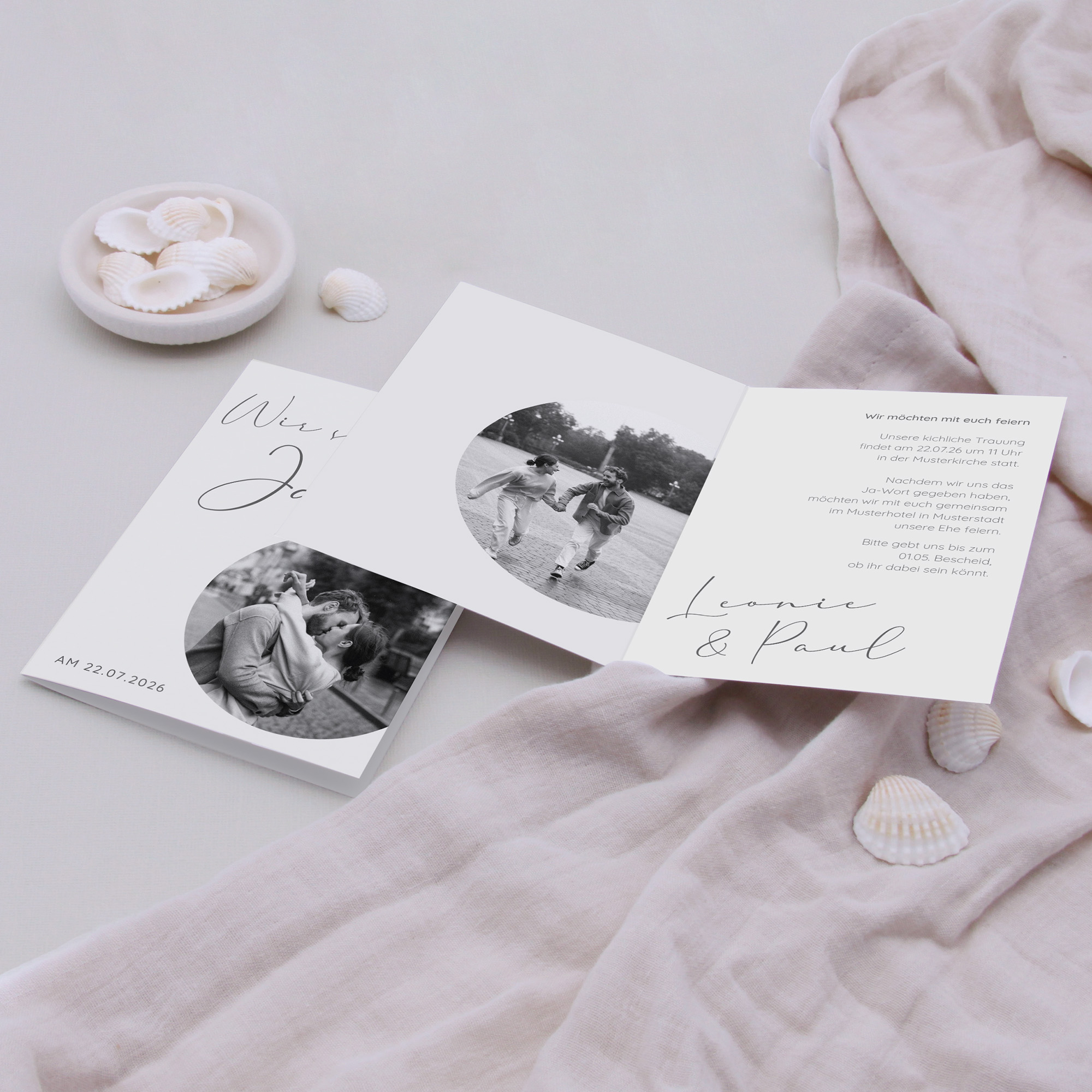 Klappkarte DIN A6 im Hochformat - Minimalistisch "Paris"