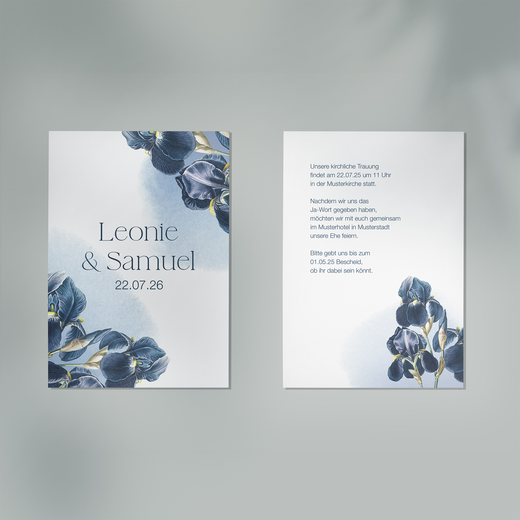 Postkarte DIN A6 im Hochformat - Floral "Blue Petal"